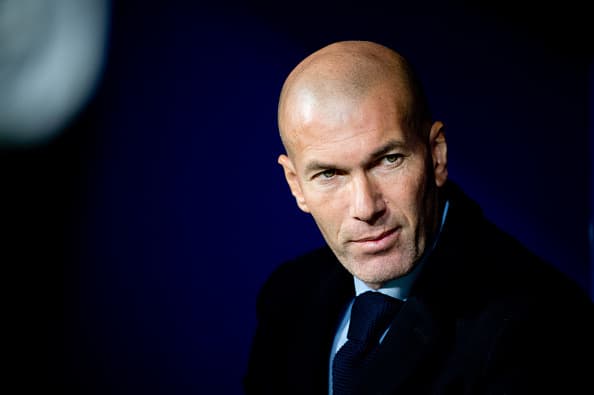 Zinedine Zidane está enfrentando su primera gran crisis desde que tomó las riendas del equipo blanco.