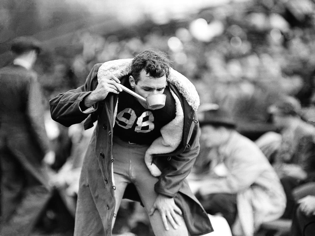 Defensivo Secundario - Tom Harmon / Draft: 1941/ Universidad: Michigan / Carrera en la NFL: 2 temporadas (Los Angeles Rams, 1946-47).