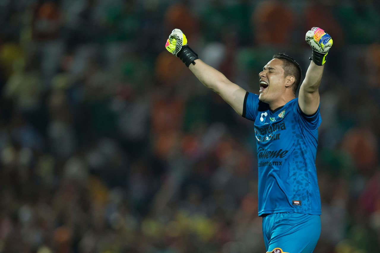 Si bien se ha comentado sobre el interés de Lobos BUAP por 'Moi' Muñoz, así como de ofertas de la MLS, todo indica que el portero se mudará a Puebla. En el América le dijeron que no a su regreso.