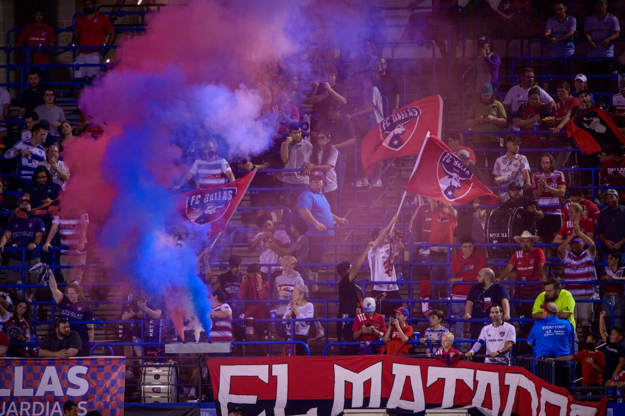 Lo que en Texas comenzó como una victoria para FC Dallas terminó siendo un homenaje a la gran tarea de Cristian Arango como goleador de LAFC.
<br>