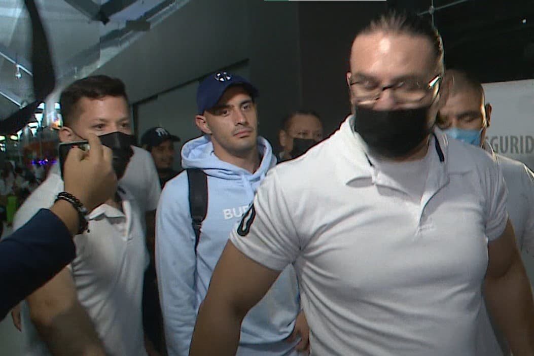 Berterame llega a Monterrey: "Estoy contentísimo, es un club gigante"