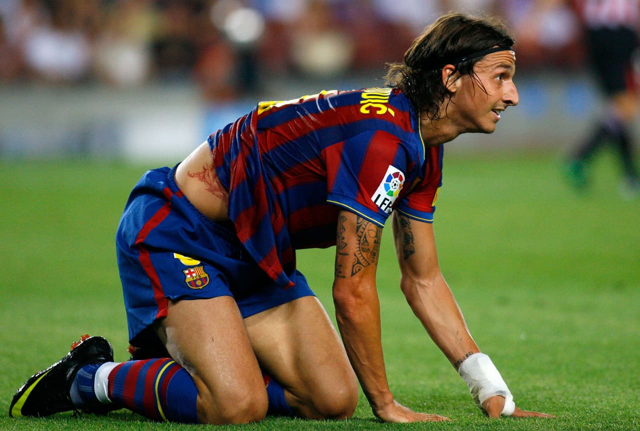 Zlatan se convirtió de a poco en uno de los innombrables en Barcelona y el entorno culé en menos de una temporada pidió su salida del club.