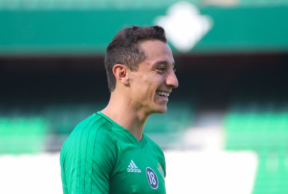Andrés Guardado volvió a los entrenamientos del Betis y está listo para el Villarreal