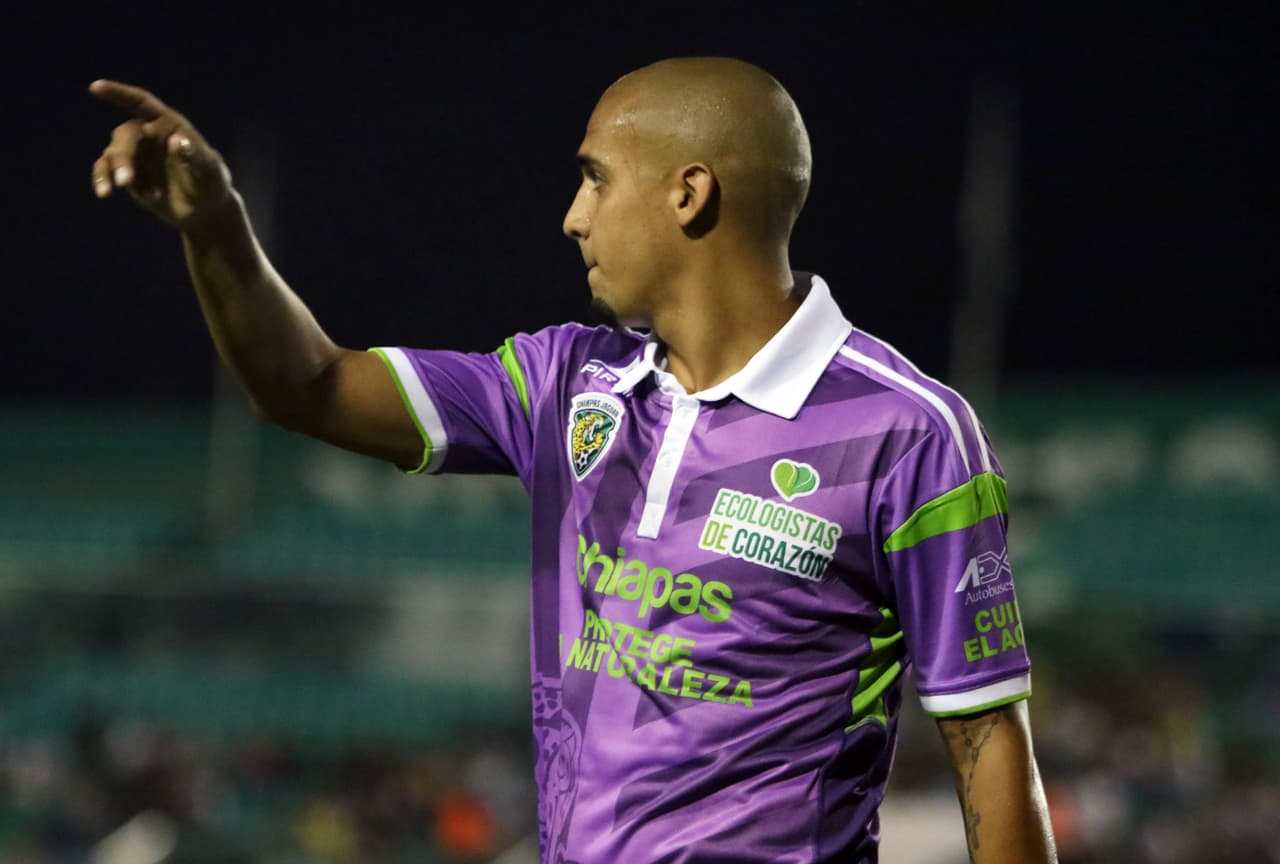 Luis Alfonso Rodríguez colaboró con uno de los goles anotados frente al Pachuca, desparramando a varios defensores de los Tuzos para terminar definiendo frente al 'Conejo' Pérez.
