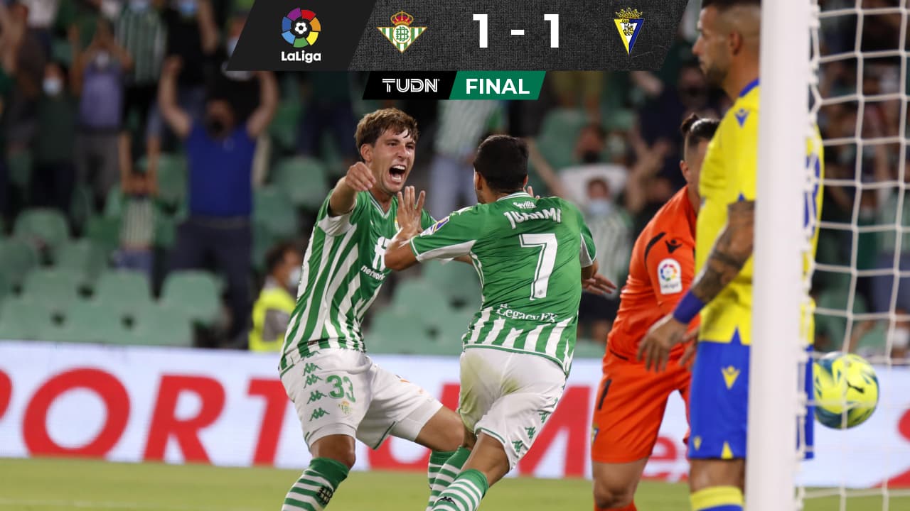 ¡Manquepierda! Betis empata, pero emociona; Guardado fue titular