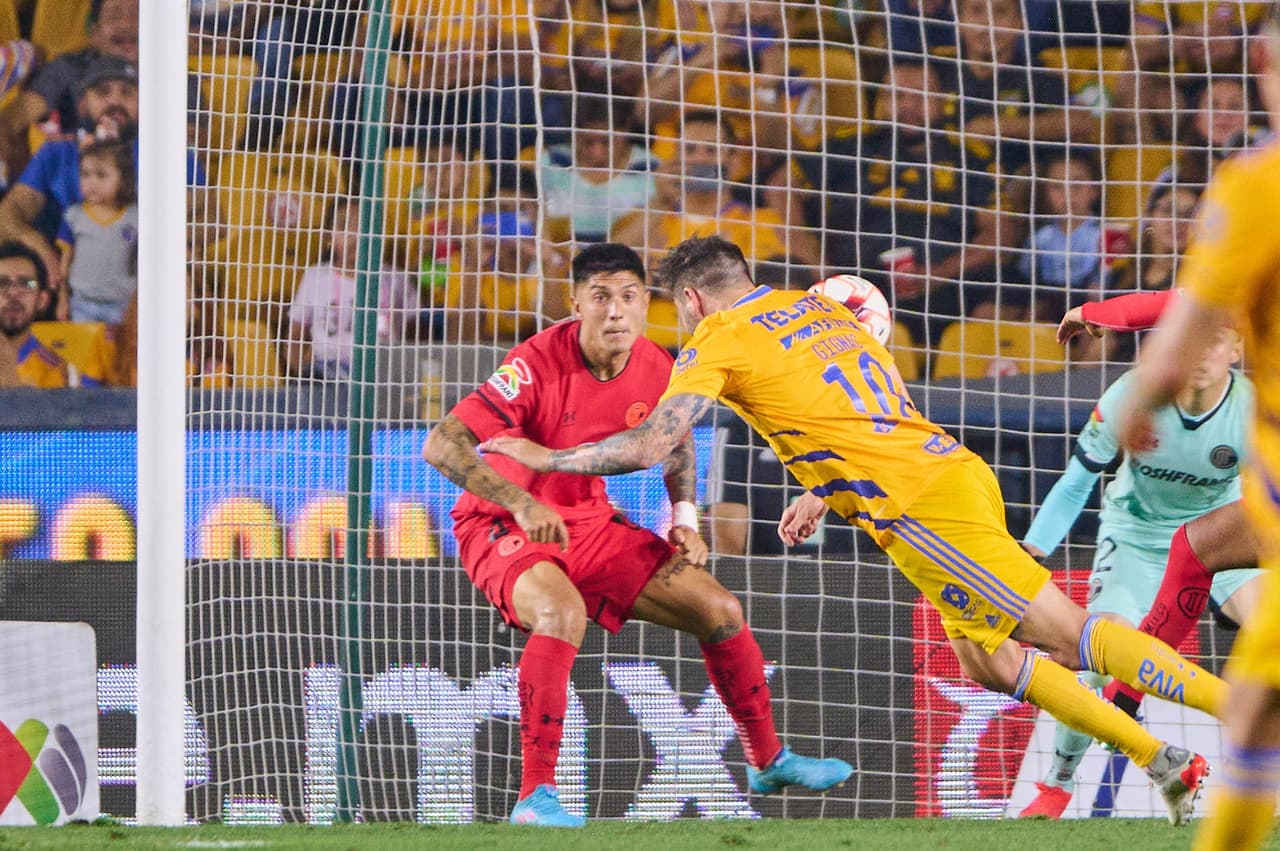 Andre-Pierre Gignac marcó el último tantos de Tigres.