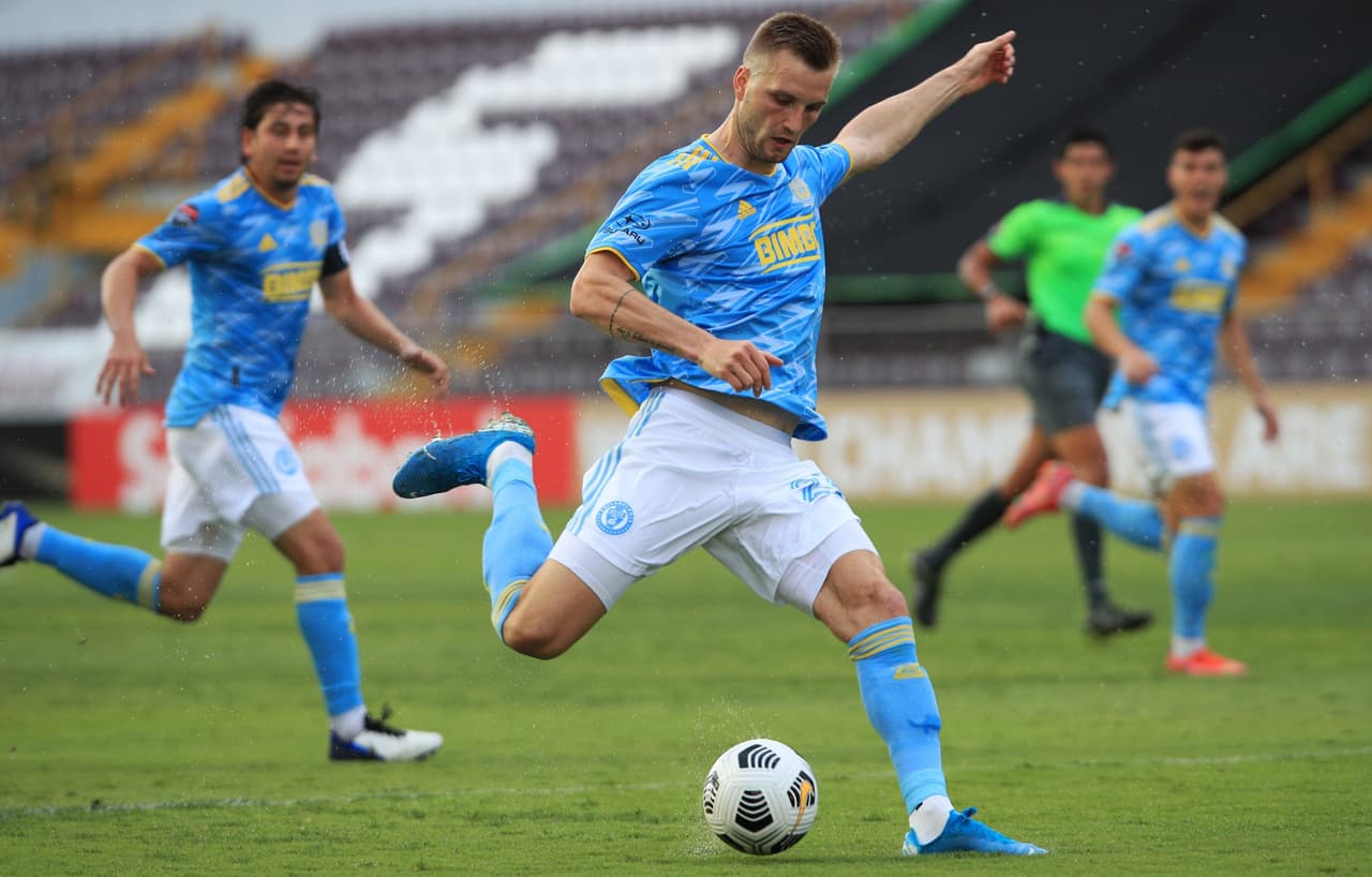 Philadelphia Union logra vencer al Saprissa por la mínima en la ida de los octavos de final gracias a la anotación de Kacper Przyblko.