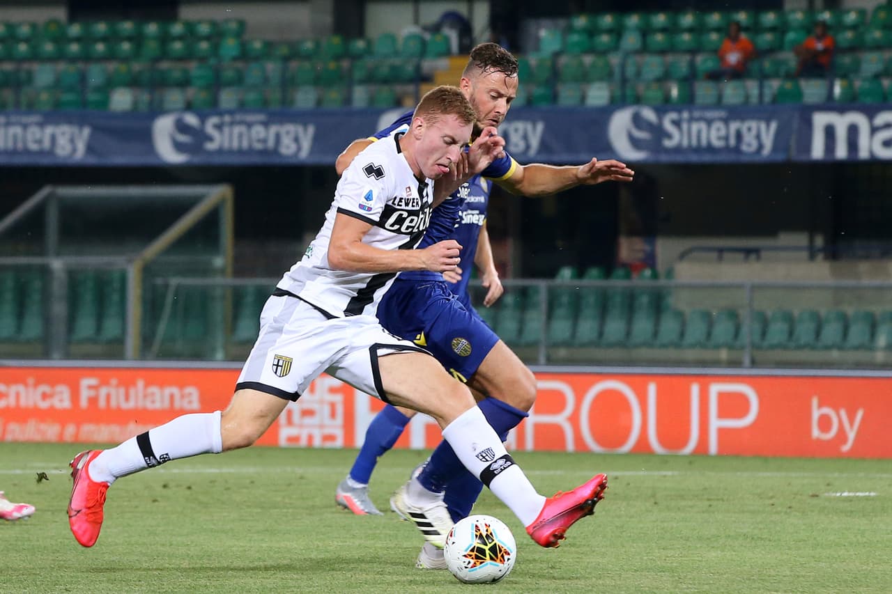 Hellas verona no dejó caer los brazo con el empate y consigue el gol que le da los tres puntos al minuto 81.