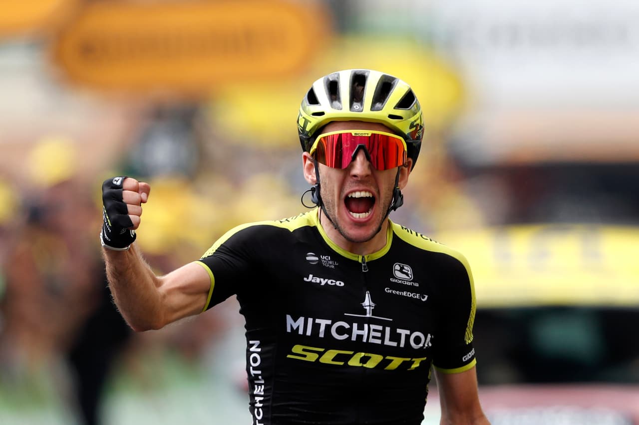 Simon Yates conquista la primera etapa en los Pirineos