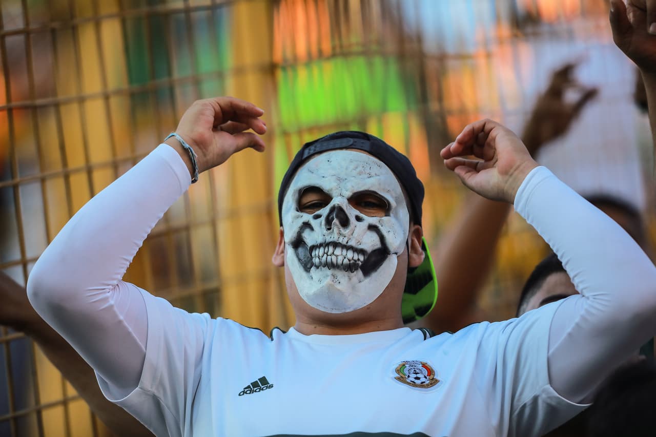 Las máscaras son un atuendo típico en los fanáticos mexicanos en los Mundiales de fútbol, pero en Rusia 2018 fueron prohibidas. Acá algunas de las que han pasado en medio del apoyo de los hinchas.