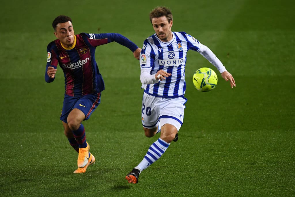 Barcelona supera enfretará a la Real Sociedad en la Supercopa de España.