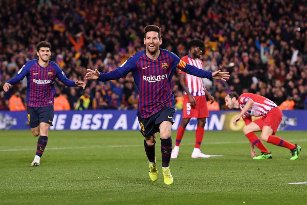 Tras definir dentro del área, Messi hizo el 2-0 que deja al Barcelona líder con 73 puntos, 11 más que el Atlético de Madrid a siete jornadas del final.