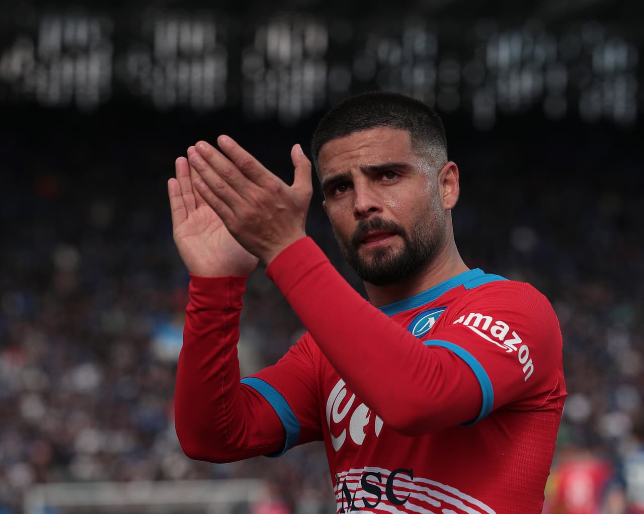 Napoli venció al Atalanta con goles de Lorenzo Insigne, Matteo Politano, Eljif Elmas, quien anotó tras recibir el balón de Hirving Lozano.