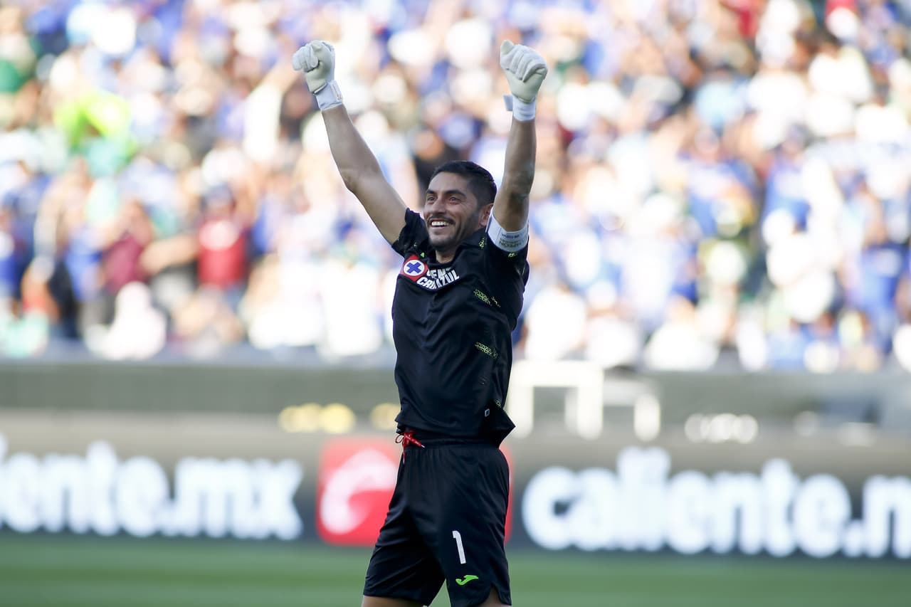 Habilitan a José de Jesús Corona para jugar la Jornada 1