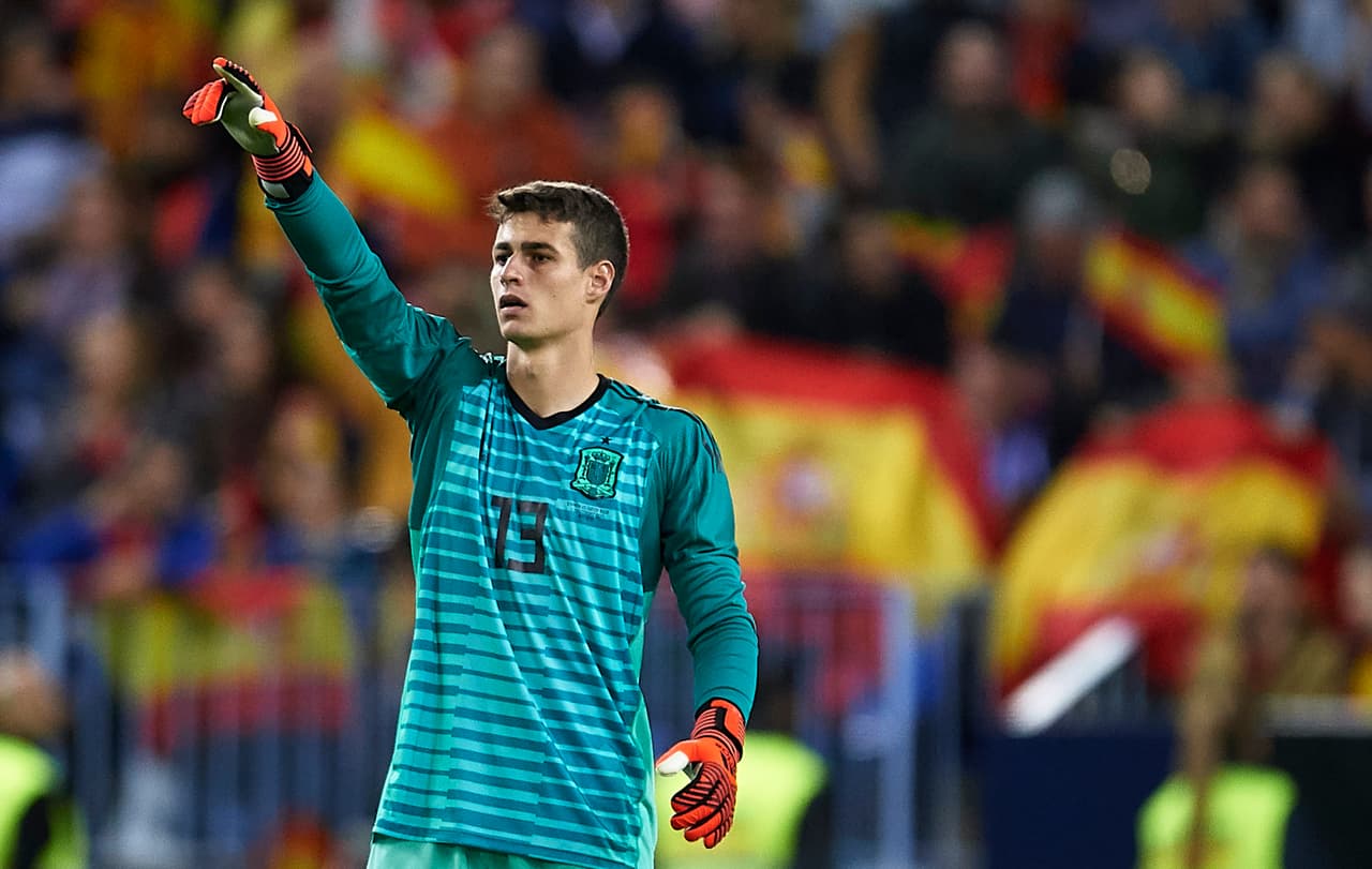 MALAGA, SPAIN - NOVEMBER 11: Kepa Arrizabalaga of Spain reacts during the international friendly match between Spain and Costa Rica at La Rosaleda Stadium on November 11, 2017 in Malaga, Spain. (Photo by Aitor Alcalde/Getty Images)