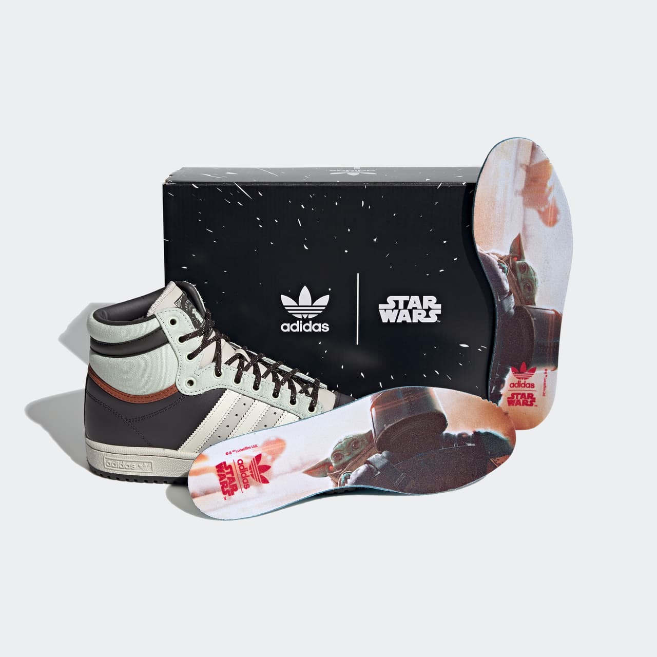 adidas Originals se ha asociado con socios creativos deStar Wars, para presentar una colección temática específicamente en torno a 'The Mandalorian'.