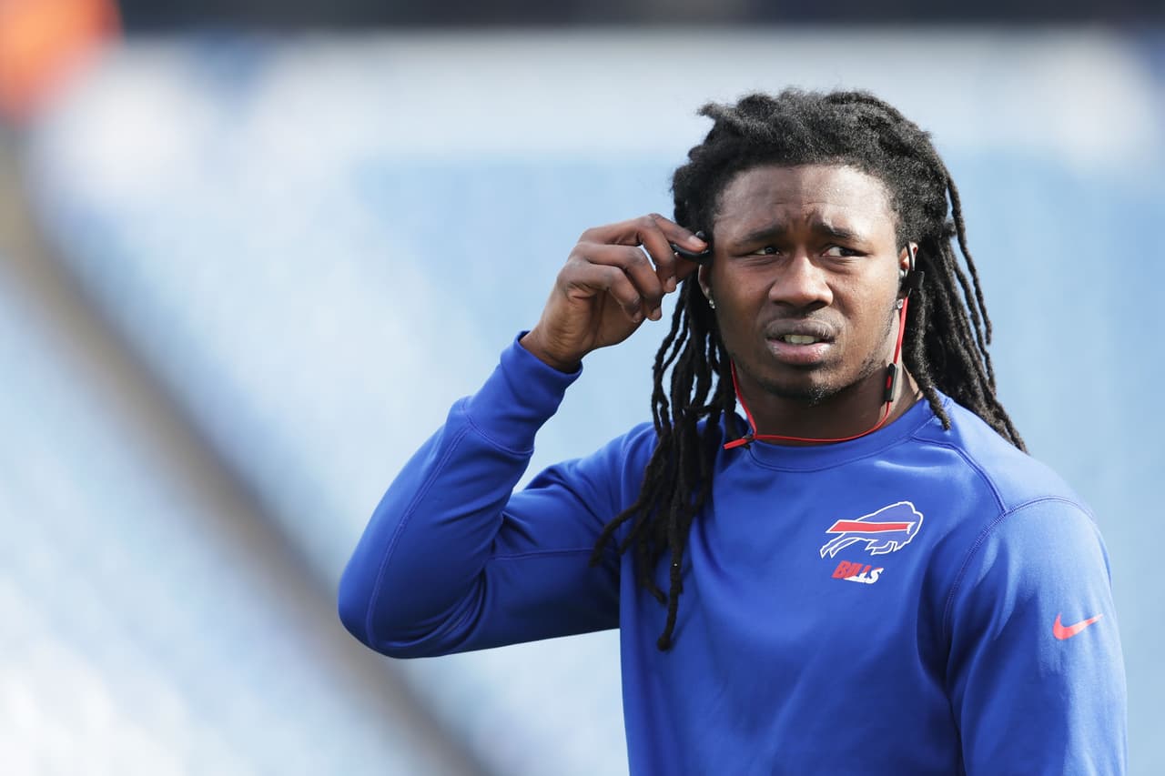 ORCHARD PARK, NY - DECEMBER 06: Sammy Watkins #14 of the Buffalo Bills warms up before the game against the Houston Texans at Ralph Wilson Stadium on December 6, 2015 in Orchard Park, New York. (Photo by Brett Carlsen/Getty Images)