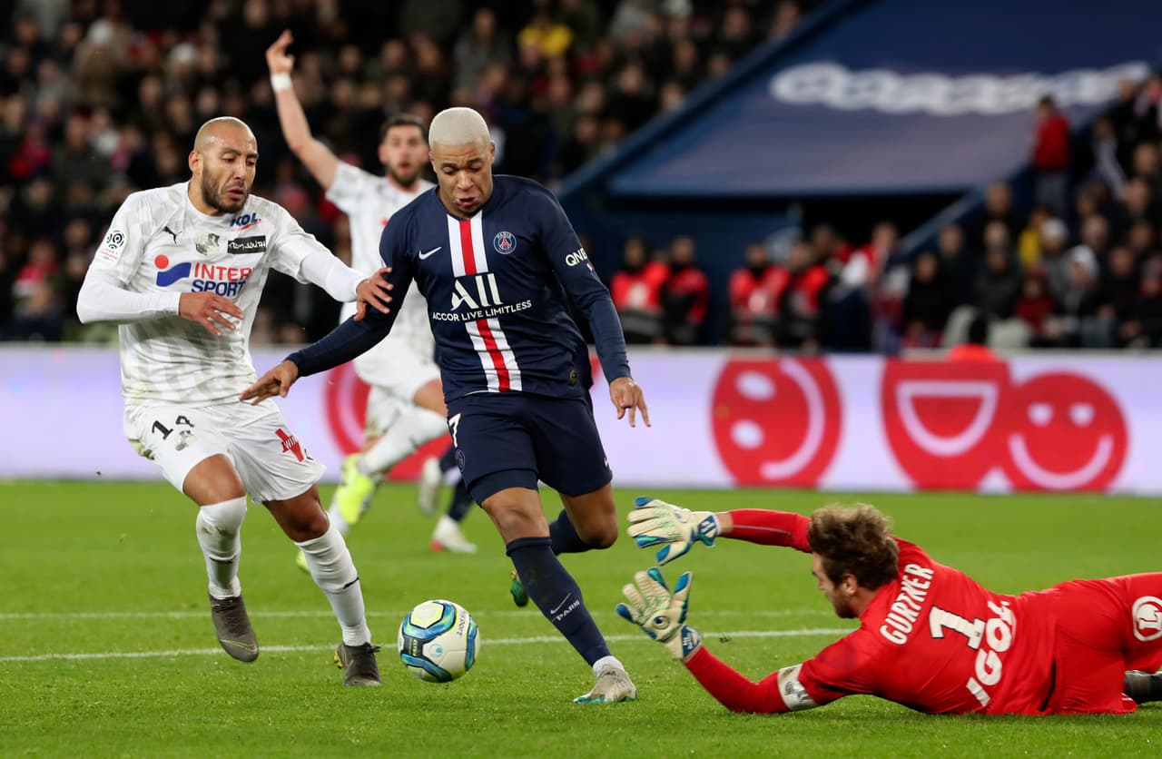 Kylian abrió y anotó el tercero (10’, 65’). Neymar marcó al 46’ y Mauro Icardi (84’) selló la goliza.