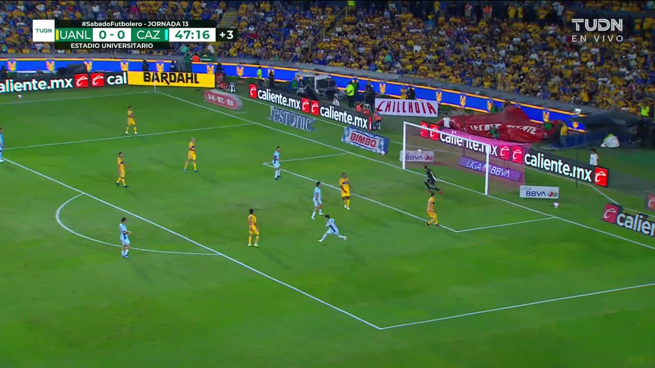 ¡GOL!  anota para Cruz Azul. Uriel Antuna