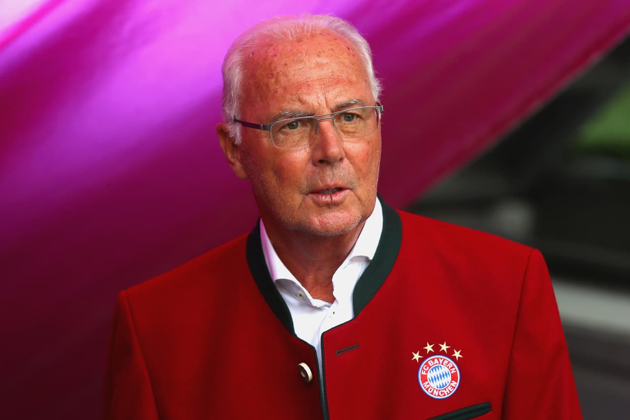 Franz Beckenbauer es la mayor figura en la historia de Alemania y con Bayern Munich ganó cuatro veces la Bundesliga y fue tres veces campeón de Europa. Conquistó el Mundial en 1974 y la Eurocopa en 1972.