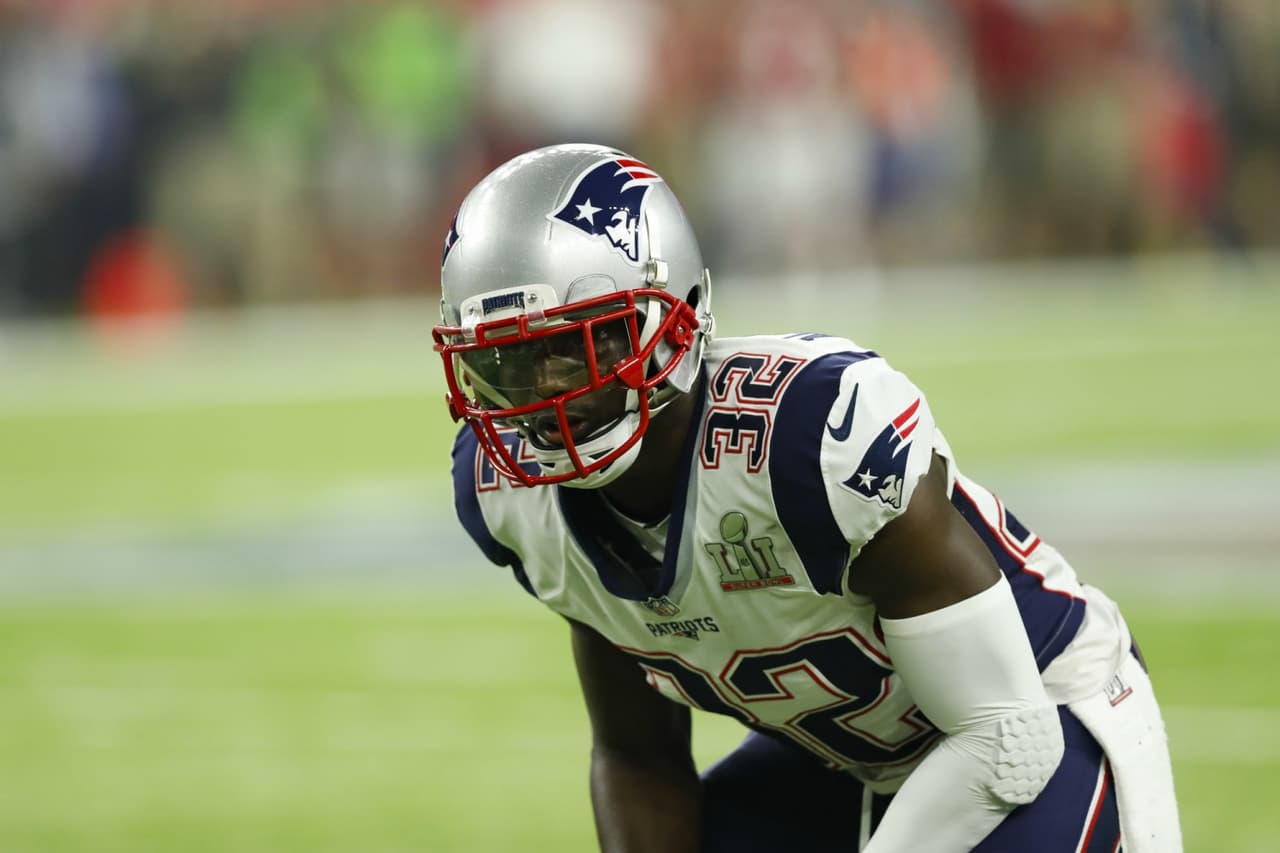 El cornerback
<b>Devin McCourty</b> también se rebeló: Trump es amigo personal del dueño de los Patriots, Robert Kraft, el coach Bill Belichick y el quarterback Tom Brady.