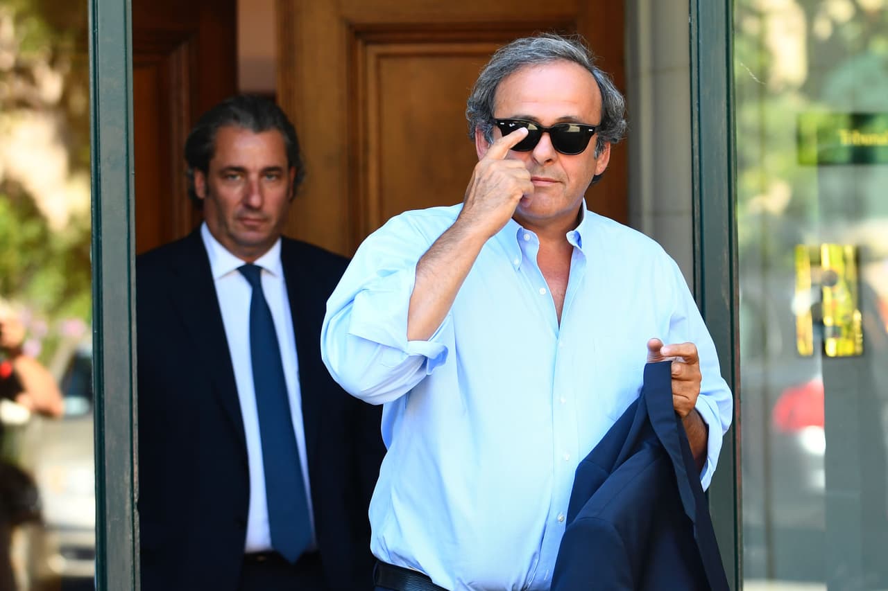 Michel Platini logró mediante el TAS que la suspensión impuesta por la FIFA pasara de seis a cuatro años por actos no-éticos. Aún así, Platini renunció a la presidencia de la Uefa.