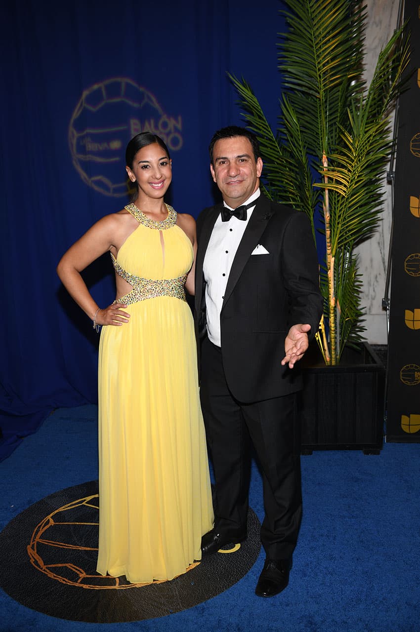 Los invitados especiales brillaron con luz propia en la alfombra azul del Balón de Oro 2019 de la Liga MX celebrado este sábado en Los Ángeles.