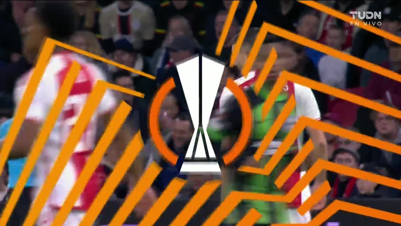 ¡TIRO ATAJADO! disparo por Steven Berghuis.