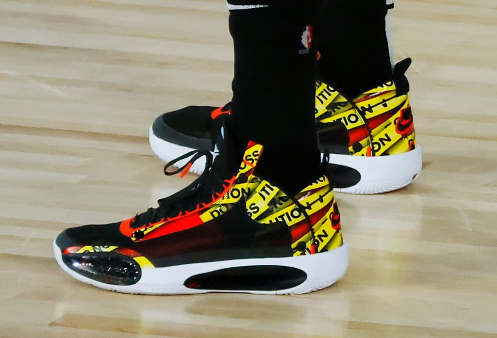 Los jugadores lucen distintas marcas y diseños de calzado en este regreso de la NBA dentro de la burbuja en Orlando.