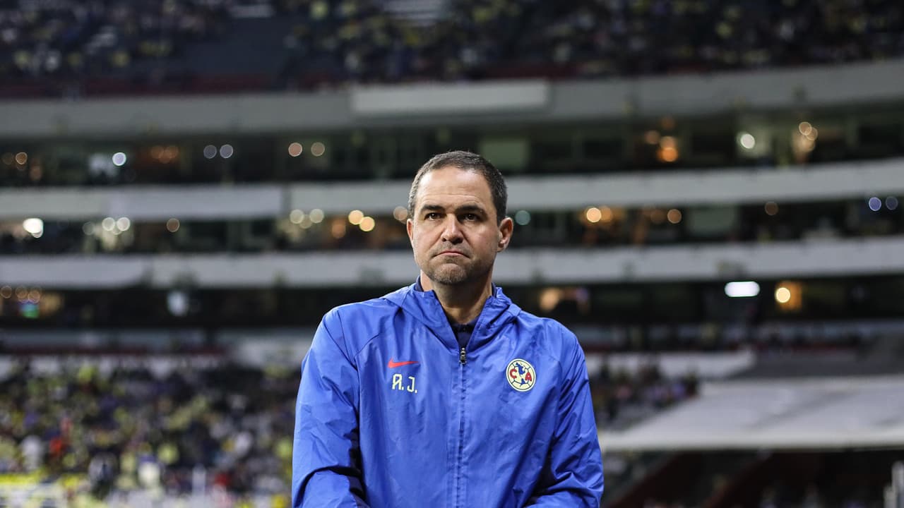 Adiós a la perfección: Jardine pierde primer Clásico con América