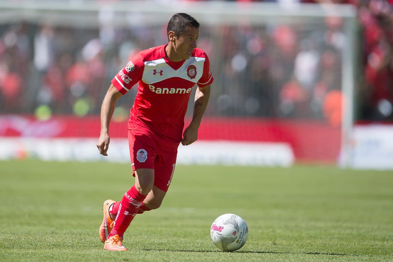 Carlos Esquivel es otro de los Diablos Rojos que pudieron estar en la lista Osorio, sobre todo por sus antecedentes cercanos en Copa Oro.