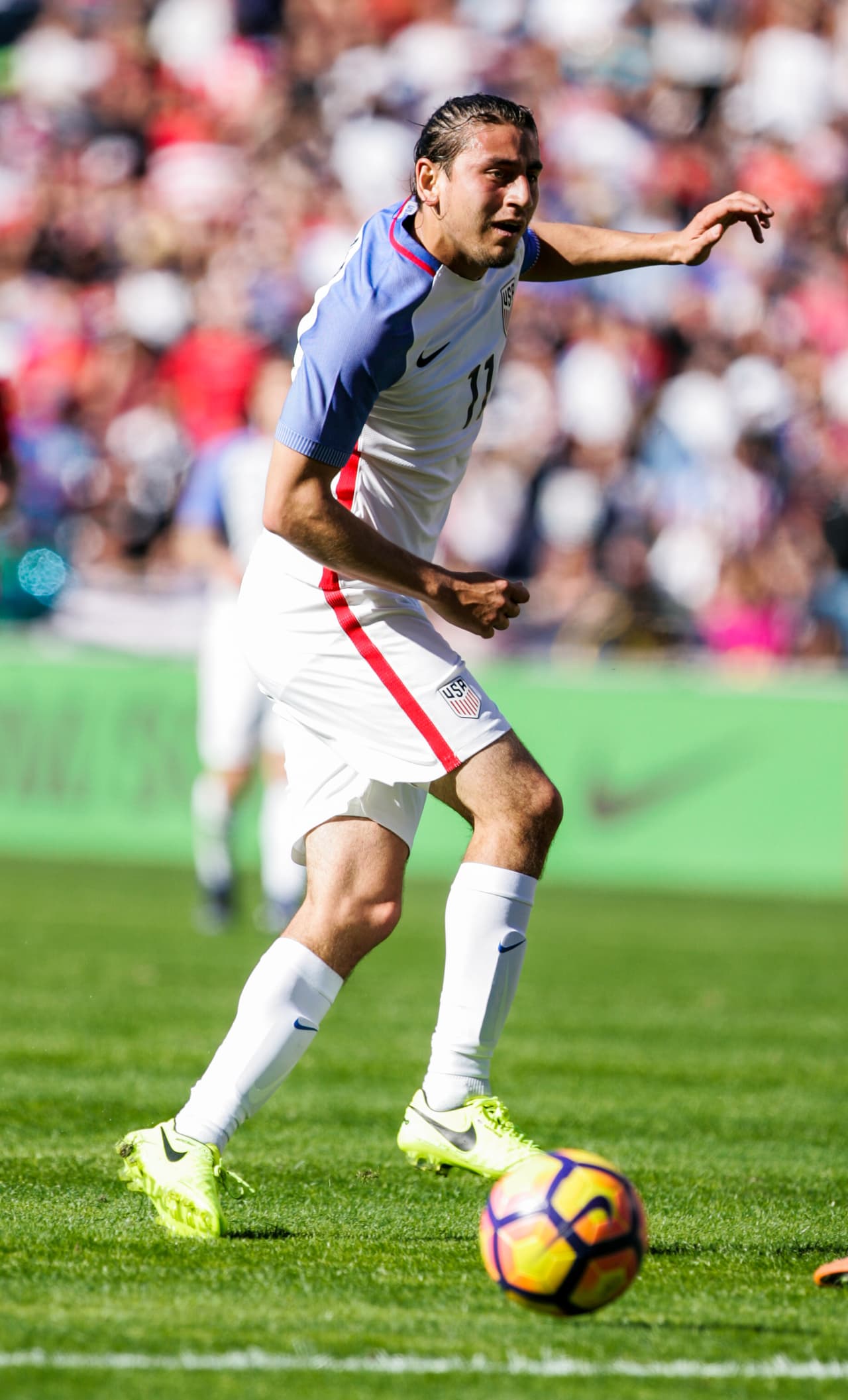 El fútbol de los Estados Unidos tuvo un impulso en Europa gracias a lo hecho por jugadores como Alejandro Bedoya. El mediocampista tiene raíces colombianas y defiende la camiseta del Team USA.