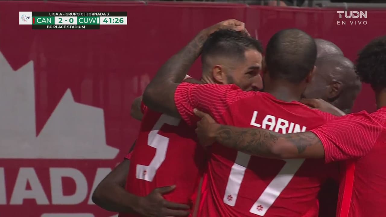 ¡Cae el segundo! Room falla en el rechace y Steven pone el 2-0