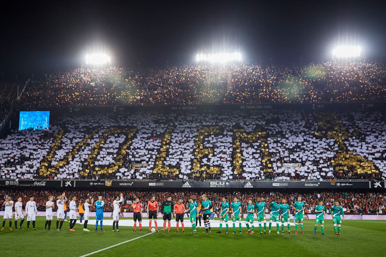 El Estadio de Mestalla recibió este jueves el juego de vuelta de la semifinal de la Copa del Rey entre el Valencia y el Betis.