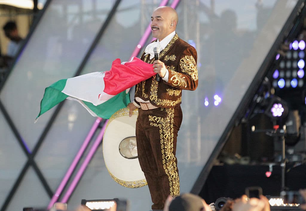 La canción ‘Grandes Ligas’ está inspirada en la canción de Lupillo ‘El Pelotero’ de 1996.