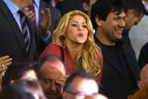 Shakira fue campada en las gradas de Mestalla, apoyando a su pareja sentimental, Gerard Piqué.