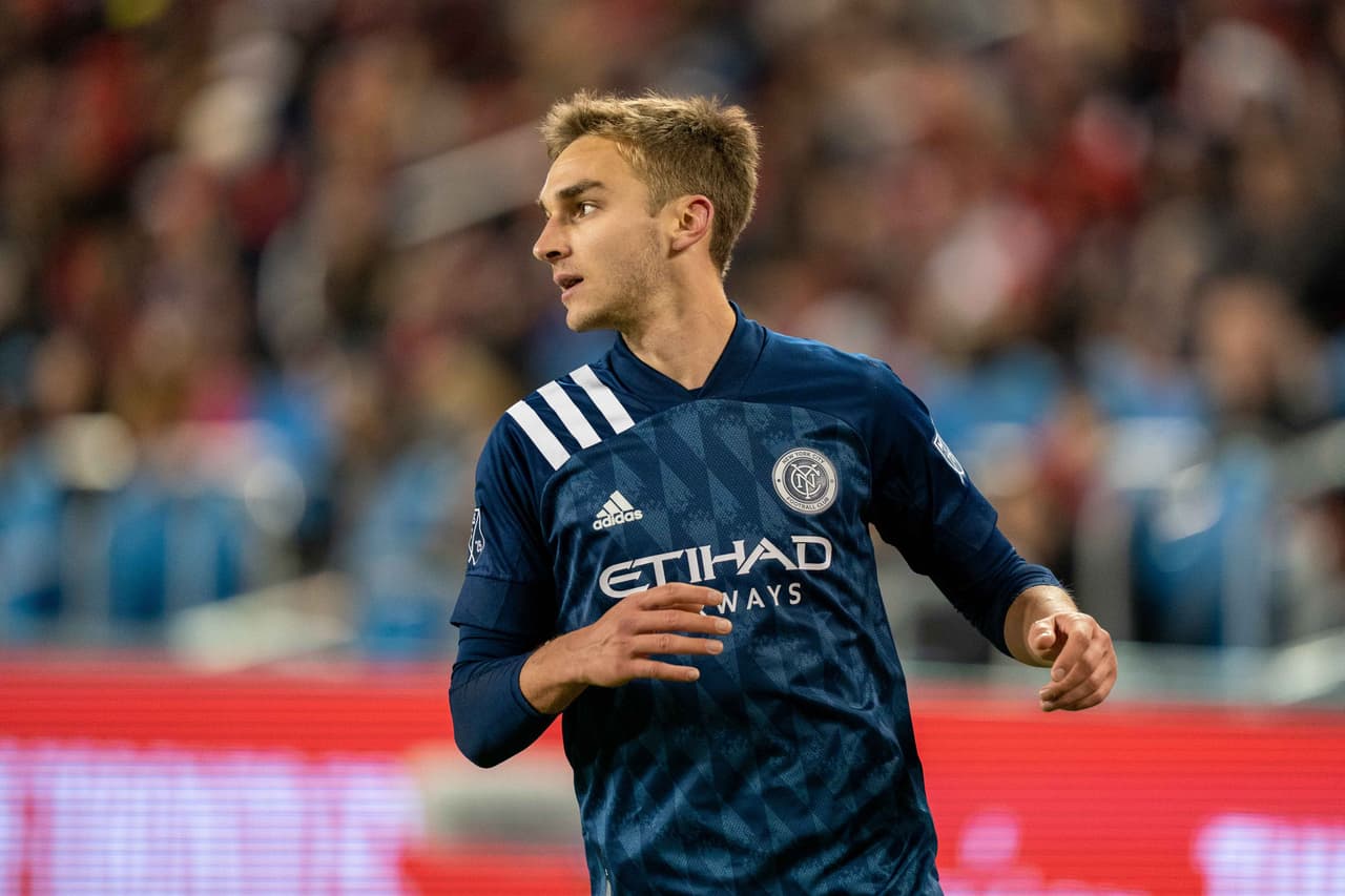 New York City FC firma un nuevo contrato con James Sands
