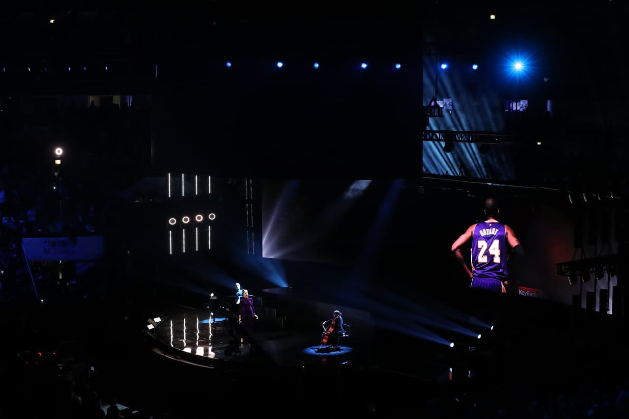 Los jugadores decidieron elegir diseños en su vestimenta con algo referente a Kobe Bryant ¡Qué momentos!