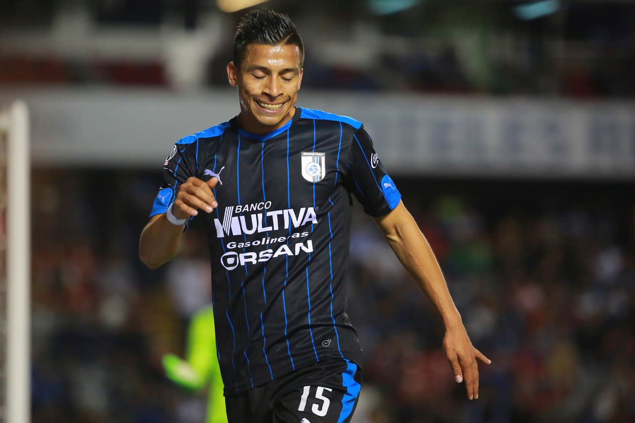 Ángel Sepúlveda – Un delantero con buen remate a portería y que sabe jugar fuera del área que ha tomado el rol ofensivo como complemento de Tito Villa en el Querétaro. Si vuelve a tener buenos partidos con los Gallos, Osorio podría darle alguna ocasión.