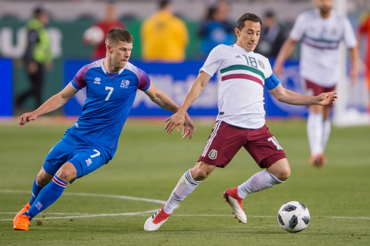 El segundo tiempo tuvo a Islandia con la intención de igualar, pero con la impotencia ante un rival que fue sólido.