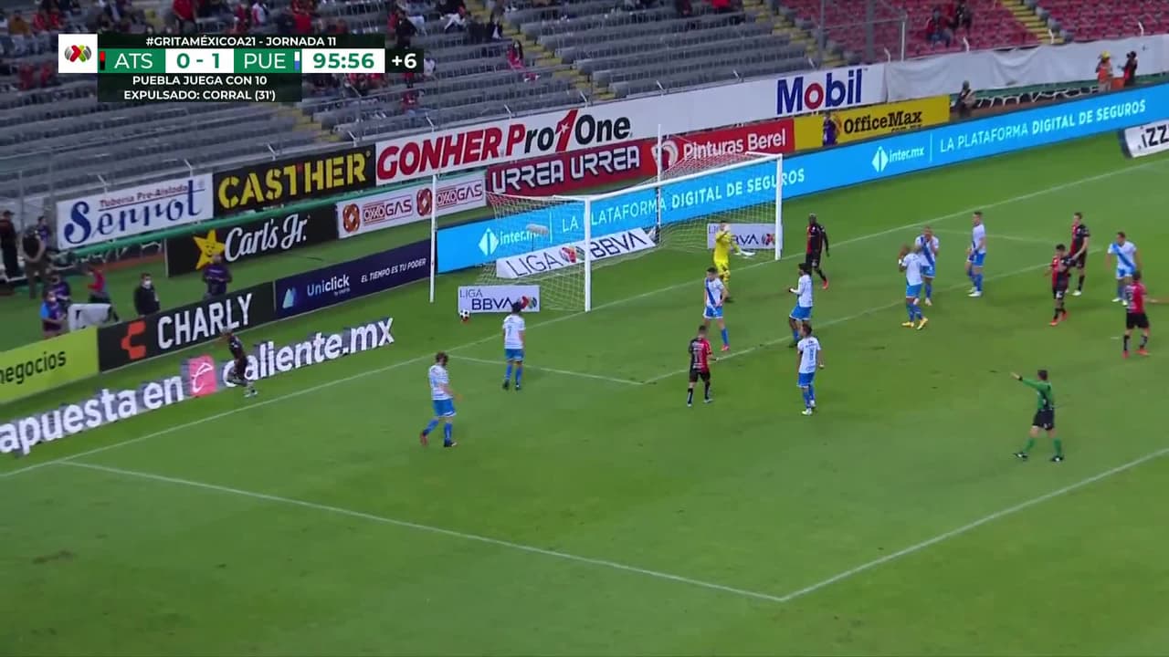 ¡TIRO ATAJADO! disparo por Julio Furch.