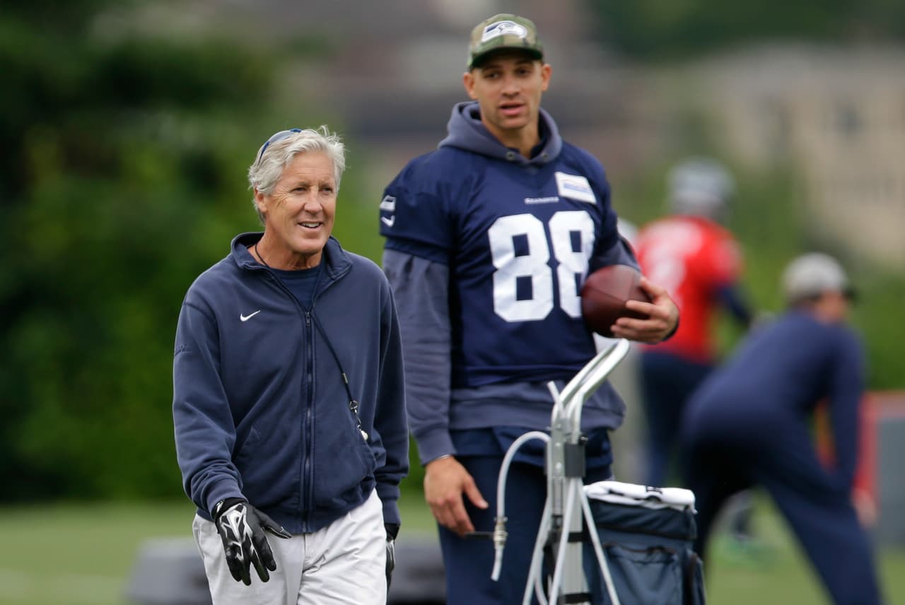 El ala cerrada Jimmy Graham regresó a los entrenamientos de los Seahawks