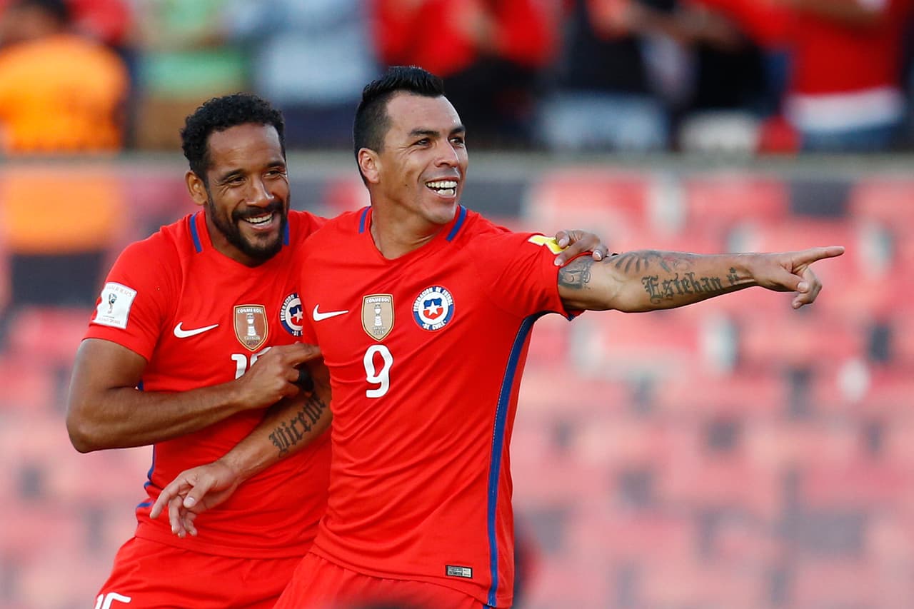 El tercero gol de Chile llegó al minuto 22 de nuevo en los pies de Paredes, la figura goleadora de la jornada.