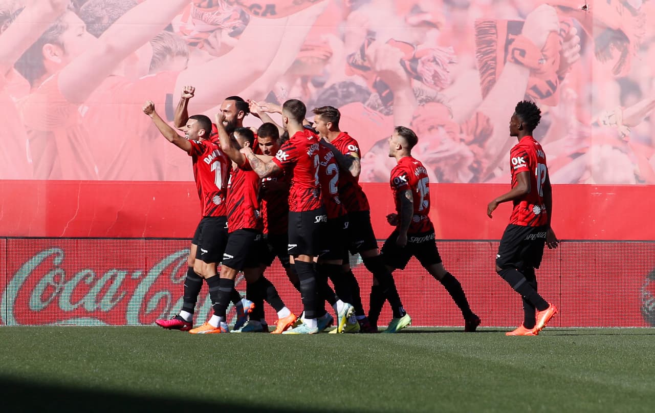 Mallorca sorprende y supera al Real Madrid