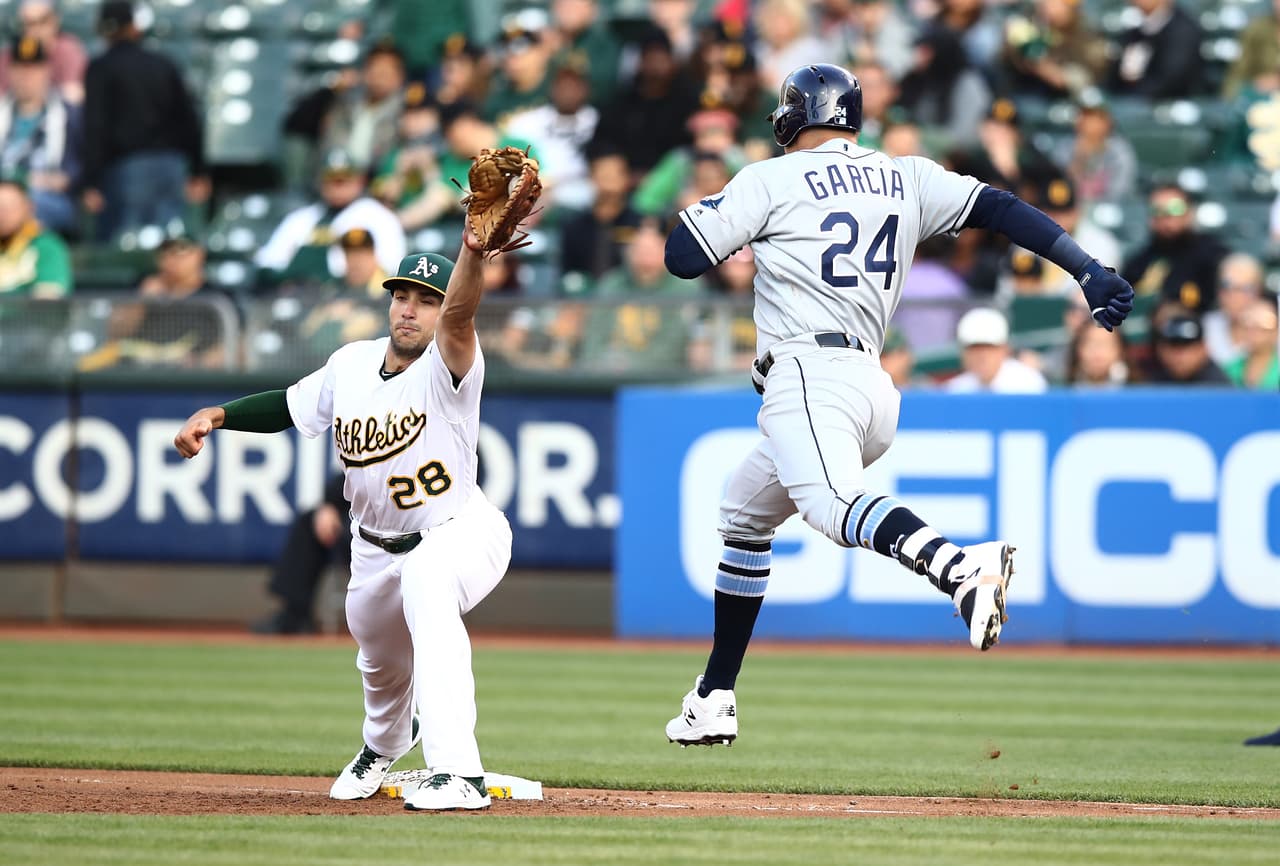 1B. Con 36 bambinazos, Matt Olson ha destacado a la ofensiva, pero a la defensiva es quien mejor juega la primera base en este encuentro.