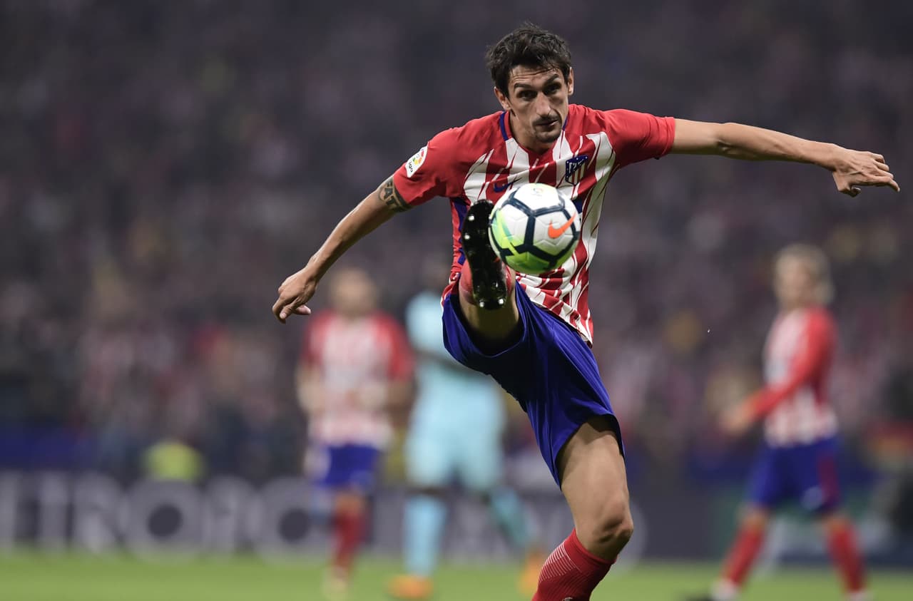 ¿De regreso a Inglaterra? Stefan Savic, ahora con Atlético de Madrid, está siendo seguido de cerca por el Chelsea. Antes jugó para el Manchester City.