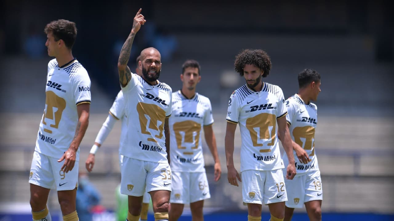 Aplaza Pumas juego vs Puebla por su partido ante el Barça