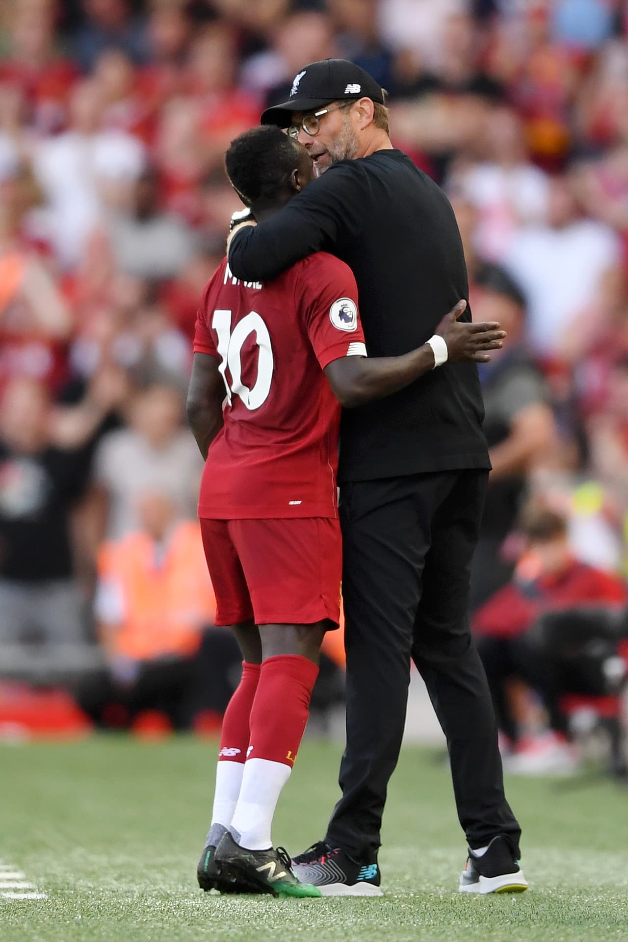 El Liverpool ya jugaba mejor y el primero anotado por Joel Matip despejó el camino ante un Arsenal que descontó con Lucas Torreira.