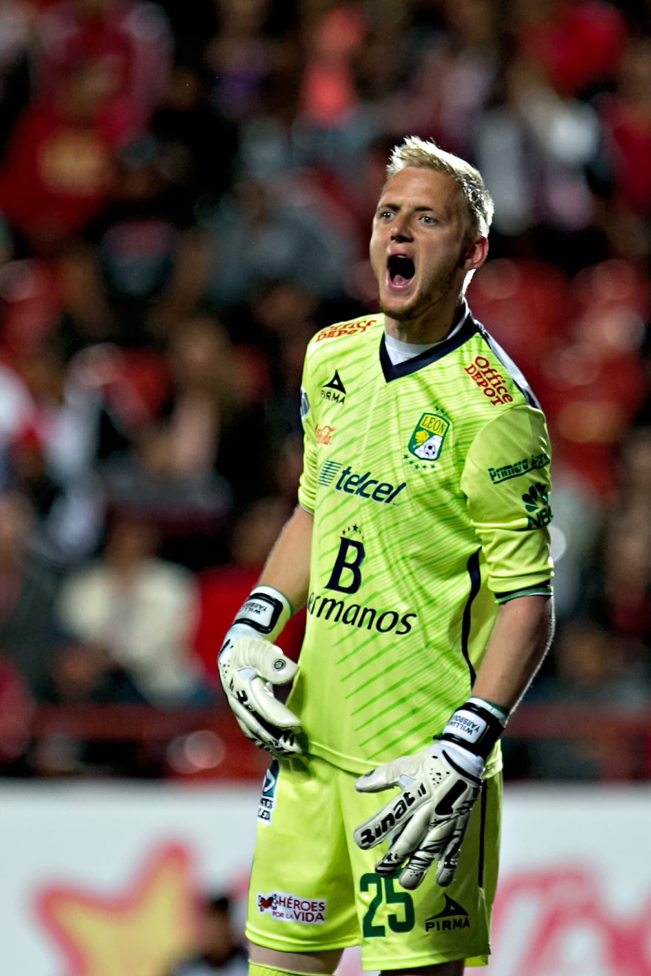 PORTERO - William Yarbrough, León.- El arquero de la Fiera se coloca como el mejor en lo que va del Univision Deportes Fantasy, ya que acumula 40 puntos en 10 jornadas, mientras que su valor es de 4.9 millones.