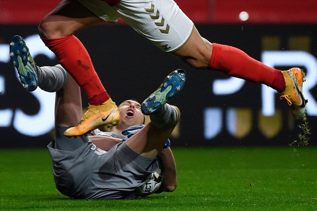 Hasta el minuto 86, Porto controlaba el partido con un marcador de 0-2 a favor, pero los jugadores del Sporting Braga no bajaron los brazos y con goles de Fransérgio (87') y Nicolás Gaitán (90+4'), Sporting Braga consigue un milagroso empate y dividen los puntos.